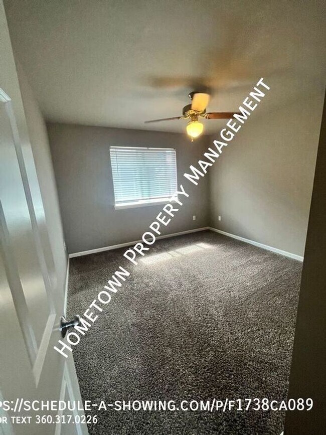 Building Photo - 7011 Prism St SE