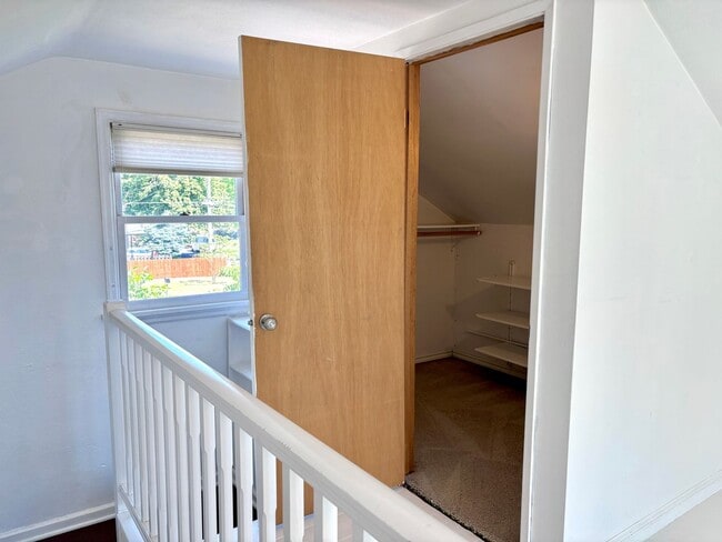 Building Photo - Spacious Montavilla Home on Corner Lot with Hardwoods, A/C, 1 Car Detached Garage, Finished Attic...