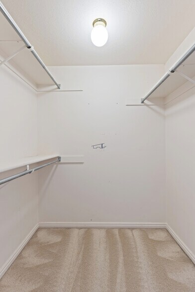 Building Photo - 5589 S 3275 W