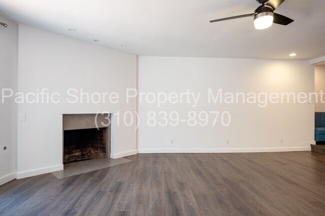 Building Photo - Updated 3-Bedroom First-Floor Condo in Prime Santa Monica Location