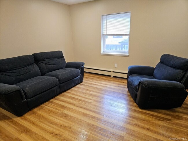 Building Photo - 17 Prospect St