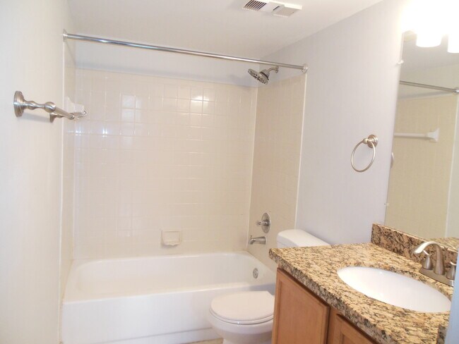Building Photo - TWO BEDROOM TWO BATHROOM! WATERFRONT COMMU...