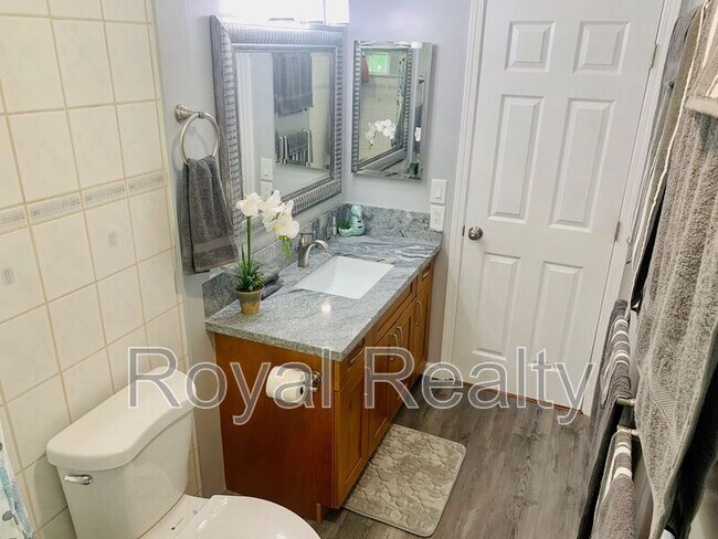 Building Photo - 95-180 Hokuula Pl