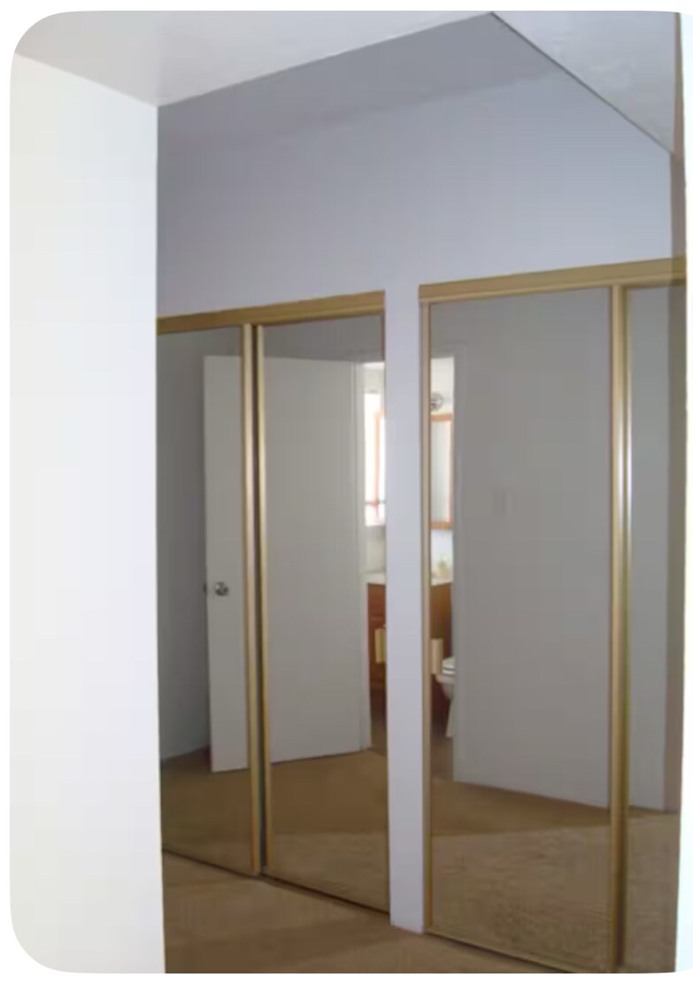 Building Photo - 351 E Thomas Rd