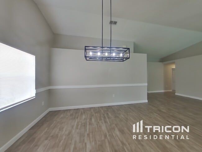 Building Photo - 1036 Malletwood Dr