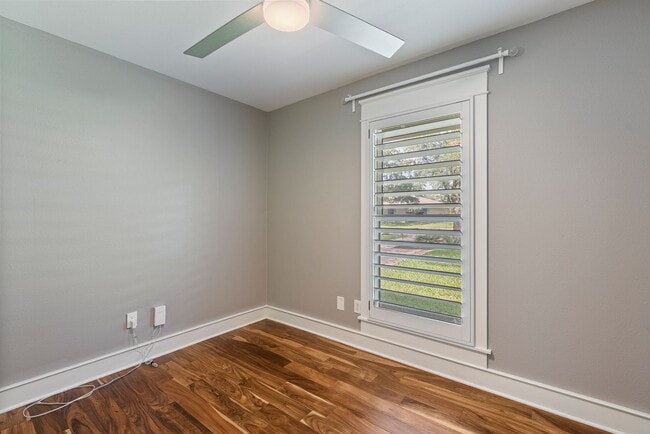 Building Photo - Beautiful 4 bedroom, 2.5 bathroom home in North Austin!!!