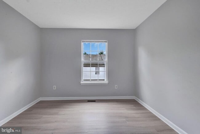 Building Photo - 3917 Elkhorn Cir