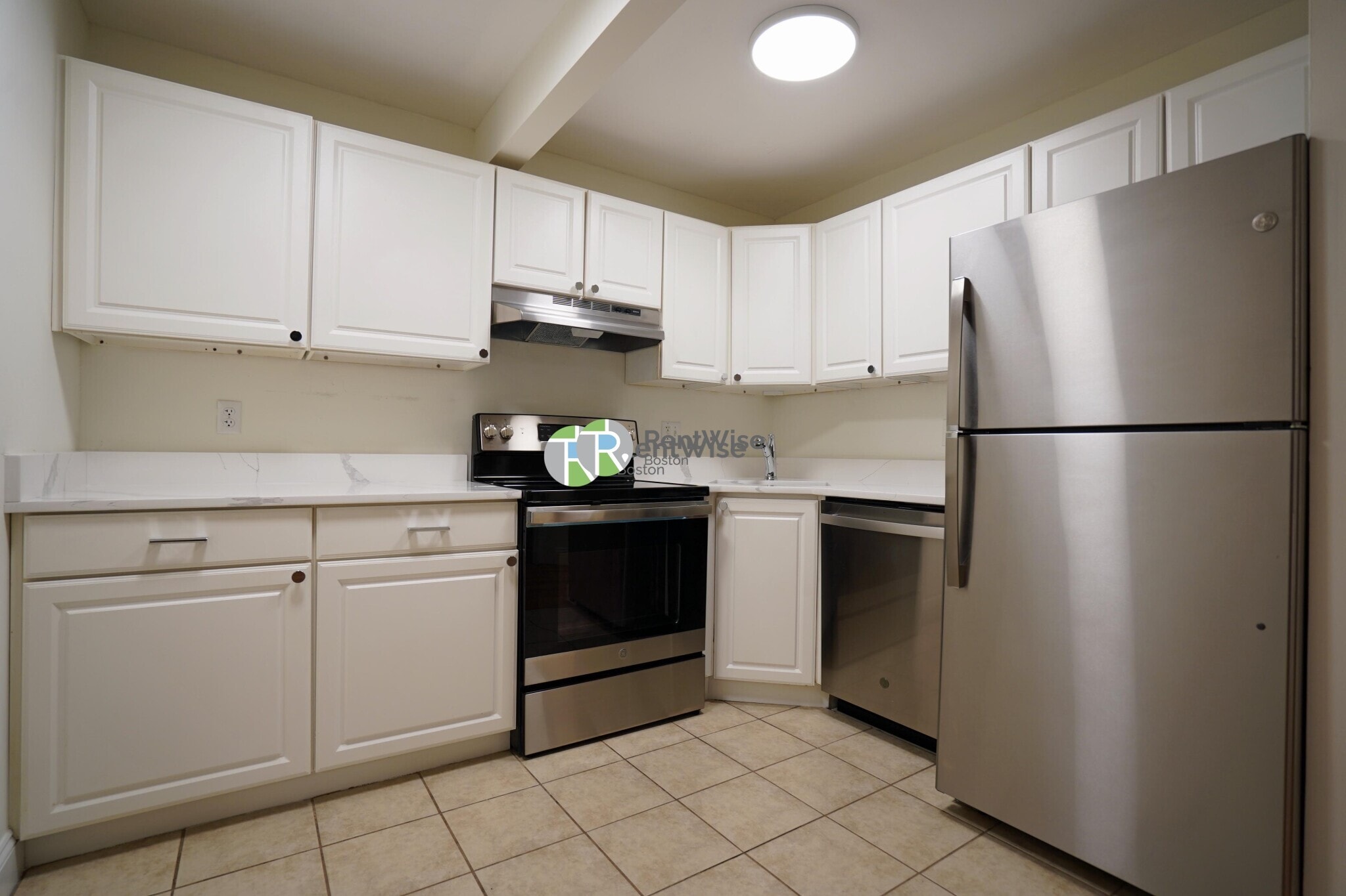 Building Photo - 8 Griggs St