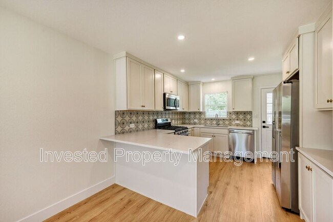 Building Photo - 3641 Josephine St