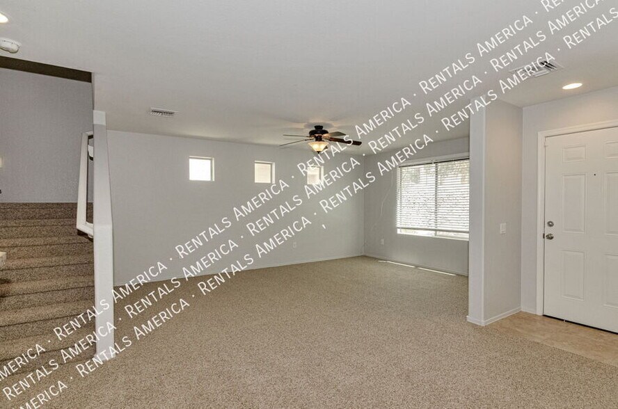 Building Photo - 10552 E Pleasant Pasture Dr
