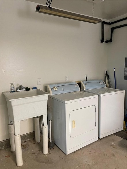 Building Photo - 1717 Missouri St