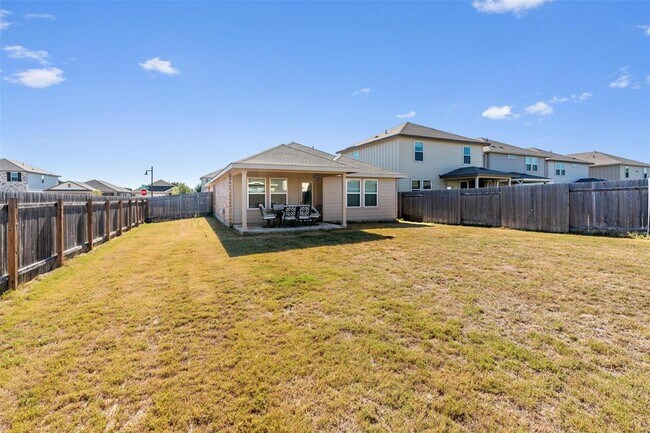 Building Photo - 504 Longmount Cv