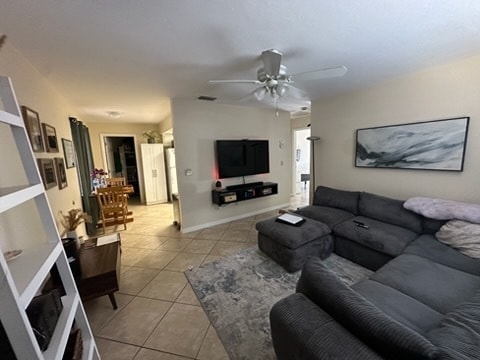 Living room - 26811 Palm St