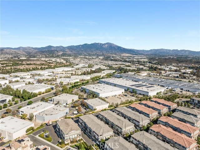 Building Photo - 221 Carmona