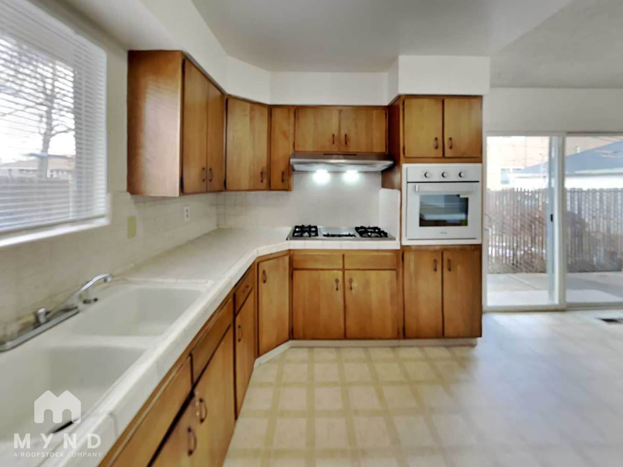 Building Photo - 333 9th St