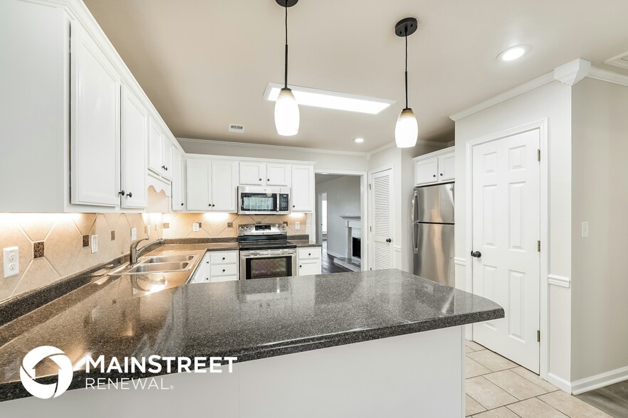 Building Photo - 6078 Russet Meadows Dr