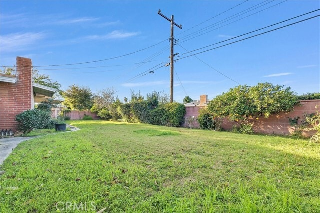 Building Photo - 9761 Royal Palm Blvd