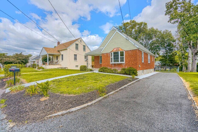 Building Photo - 4118 Slater Ave