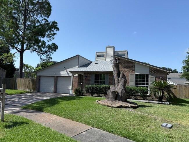 Building Photo - 4006 Cedar Ridge Ct