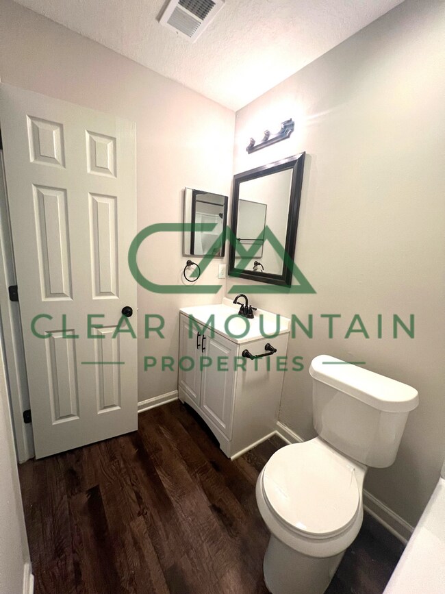 Building Photo - Move-in Special! Limited-Time Leasing Offer!