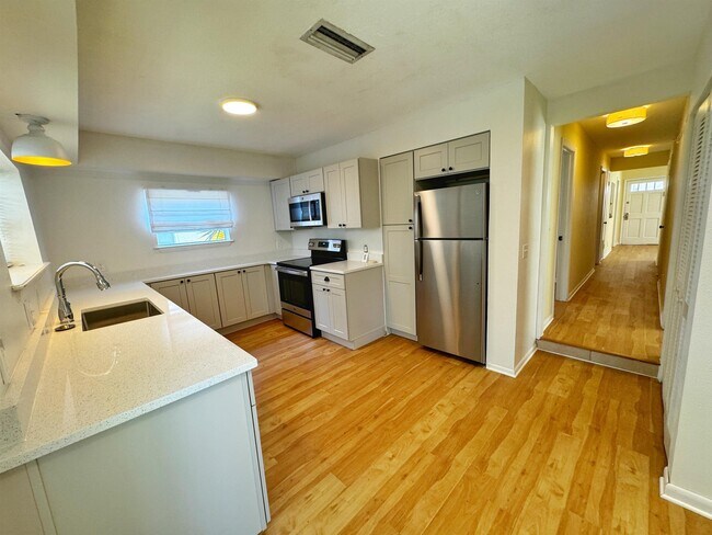 Building Photo - 63 Dumas St