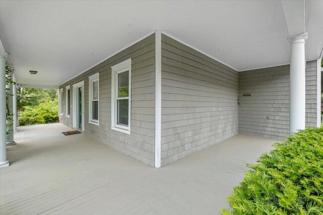 Building Photo - 426 Horsepound Rd