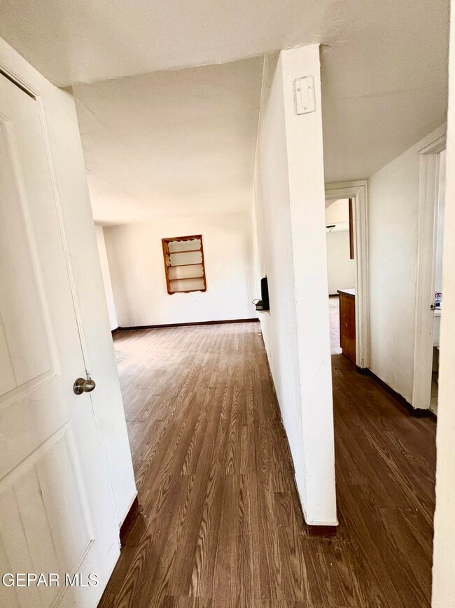 Building Photo - 7603 Hermosillo Dr
