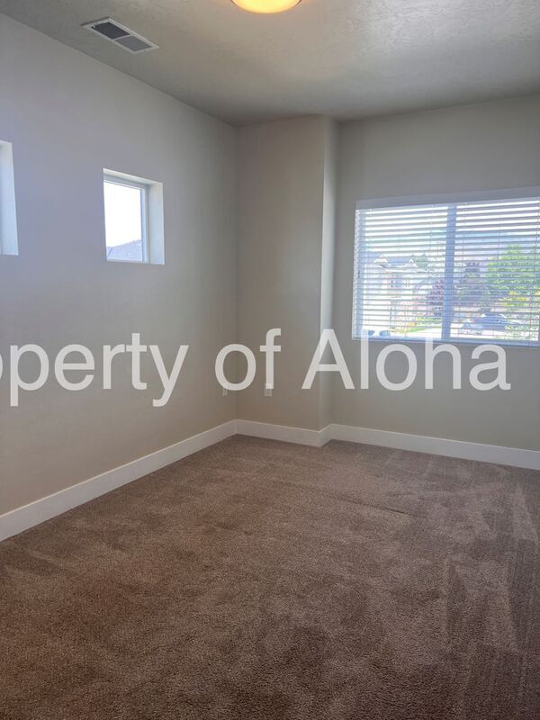 Building Photo - 3534 E Grand Forest Dr