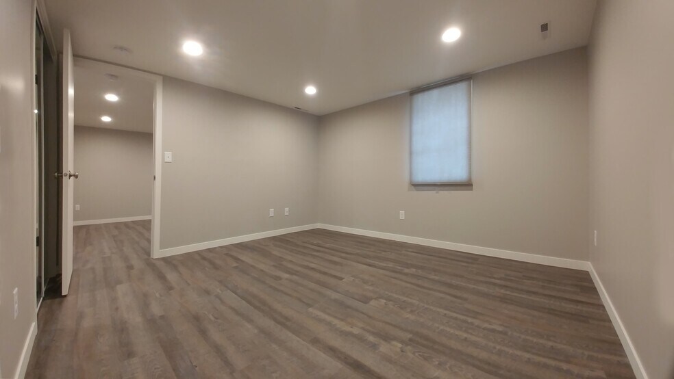 Building Photo - 316 23rd St. SW