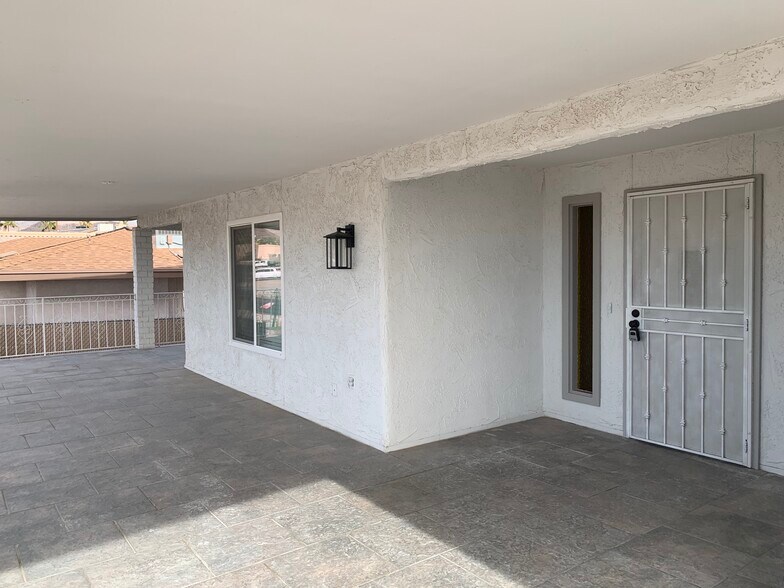 Building Photo - 3576 Stanford Dr