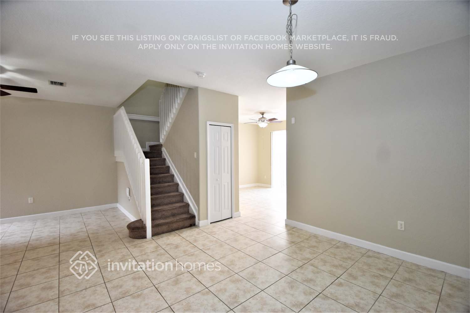 Building Photo - 8624 NW 112th Pl