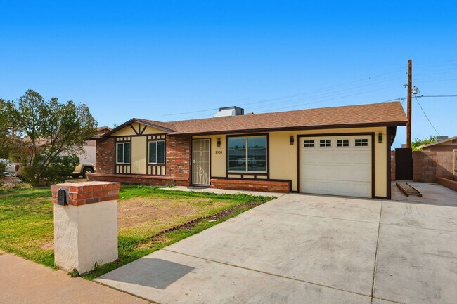 Building Photo - Recently Remodeled Home with All Appliances Included!