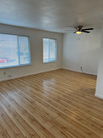 Building Photo - 3634 Bellinger Ct
