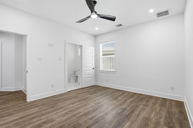 Building Photo - 3411 Nance St