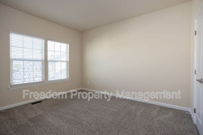 Building Photo - 7408 Brunson Cir