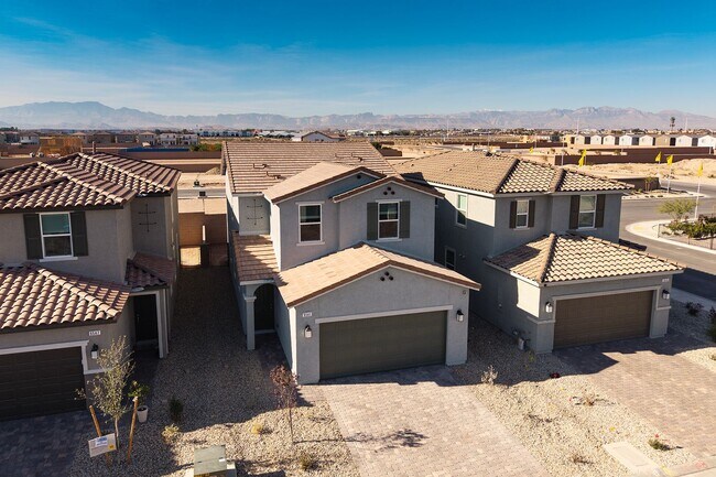 Building Photo - Brand New Home in the SW - 4 Bedrooms (One Down) + Loft