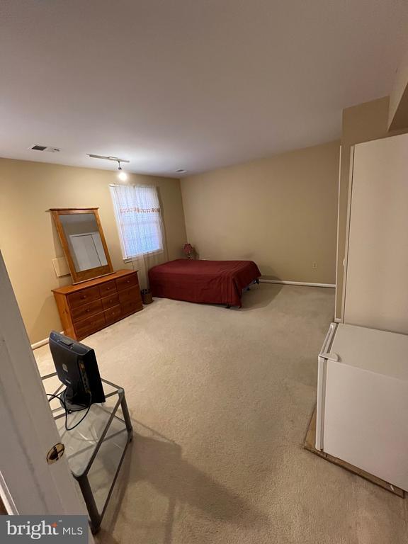 Building Photo - 6220 Hidden Canyon Rd