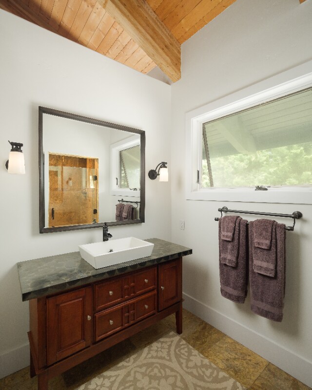 Building Photo - 1949 W Kuiaha Rd