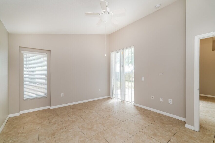 Building Photo - 11117 Lake Lanier Dr