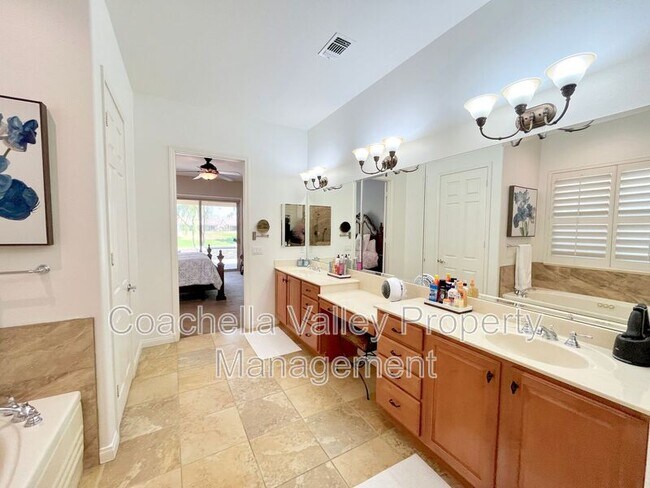 Building Photo - 80734 Camino Santa Elise