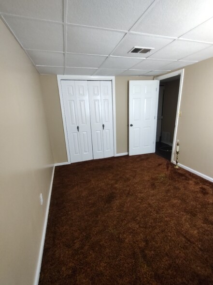 Building Photo - 5204 Roman Dr