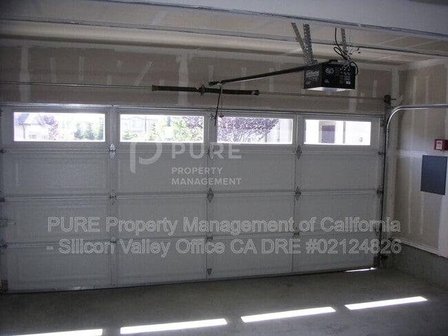 Building Photo - 71 Del Rio Ct