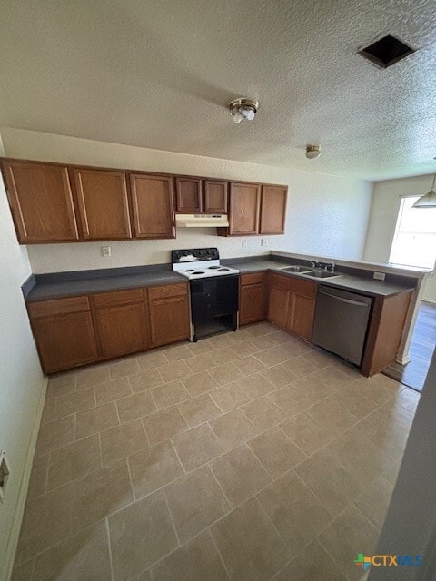 Building Photo - 2802 Cantabrian Dr