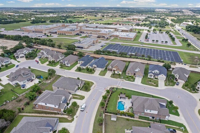 Building Photo - 1036 Almeria Bend