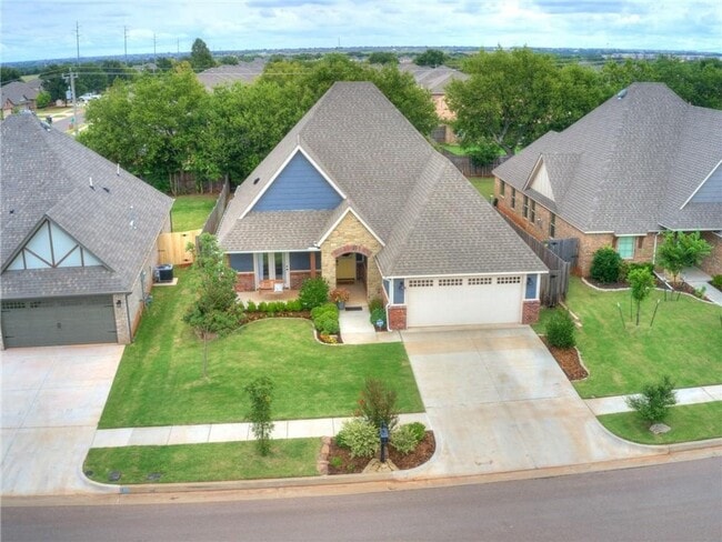 Building Photo - Beautiful 3 bedroom 2 bathroom home in Mon...