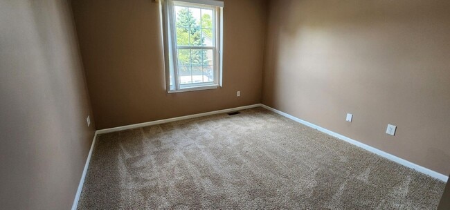 Building Photo - 152 Legacy Park Cir