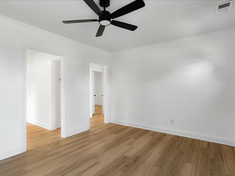 Building Photo - 41 N Bingham St