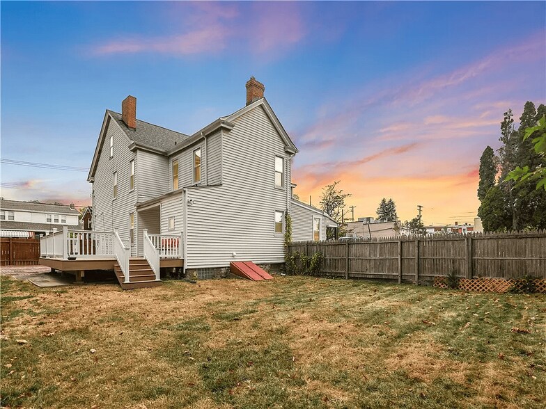 Building Photo - 1728 Chislett St