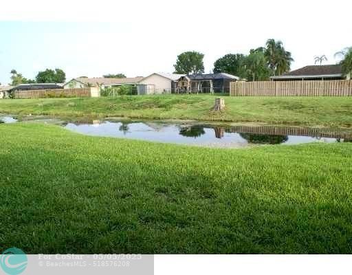 Building Photo - 11000 Royal Palm Blvd