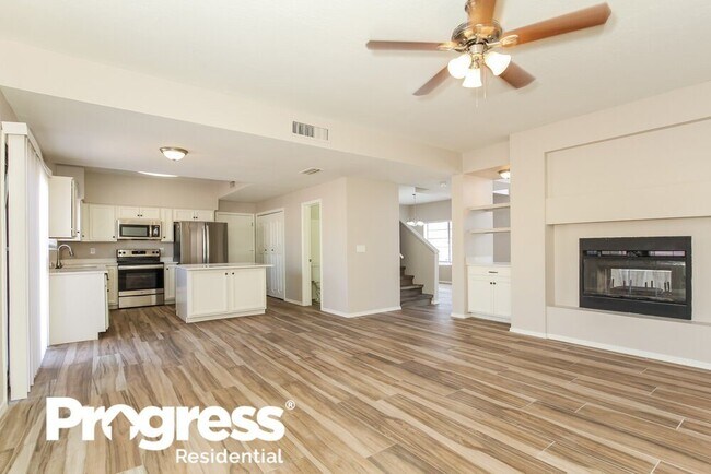 Building Photo - 4546 E Villa Theresa Dr